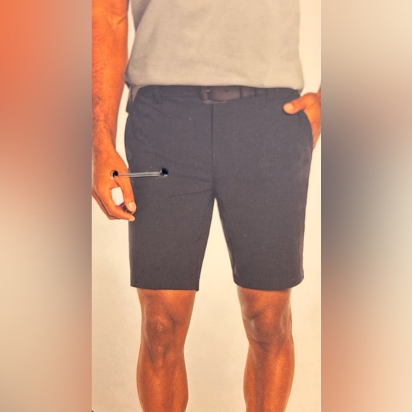 Banana Republic Black Flat Front Shorts - Picture 1 of 5